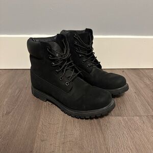 Black Timberland Boots